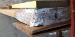 Reparar madeira danificada e restaurar madeira molhada, assegurando que a madeira recupere sua beleza e funcionalidade. Reparar Madeira Danificada Por Água saiba como fazer